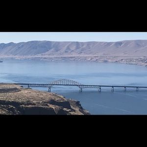 Meet your Posher, Adri